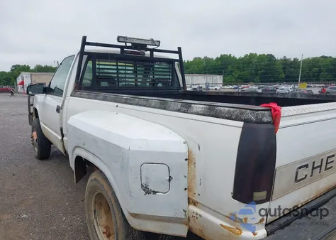 1994 Chevrolet Gmt-400 K2500 из США, поврежденный, VIN 1GCGK24K5RE110526